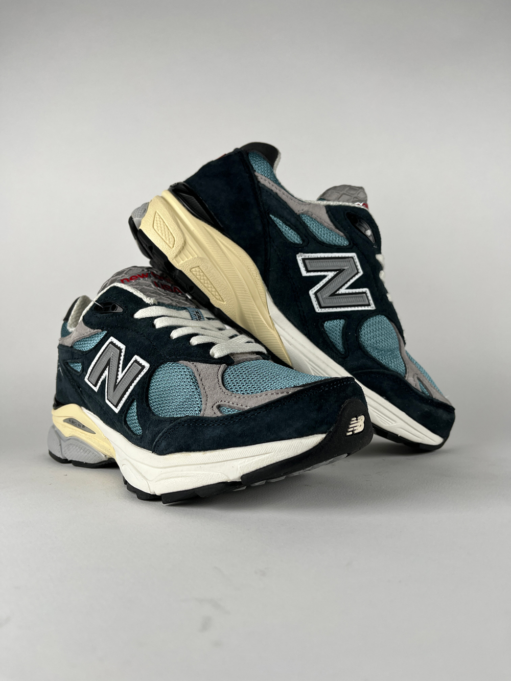 کفش روزمره زنانه نیوبالانس 990 سرمه ای آبی NEW BALANCE 990 (nevy blue-blue)