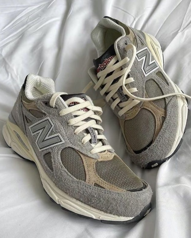 کفش روزمره نیوبالانس رنگ بنفش قهوه ای مدل 990